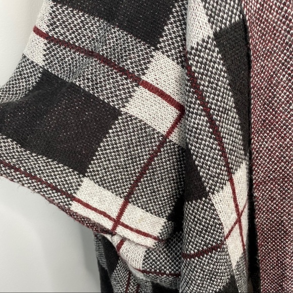 Mossimo Supply Co. Plaid Poncho Sweater Wrap - Picture 4 of 6
